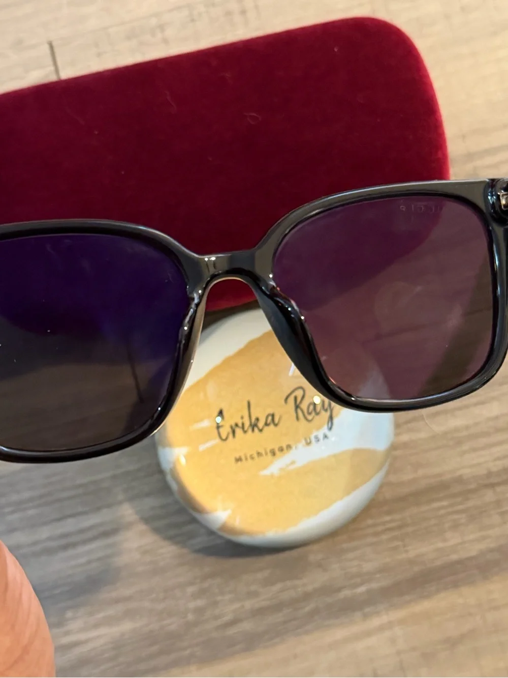 Gucci comes unused design